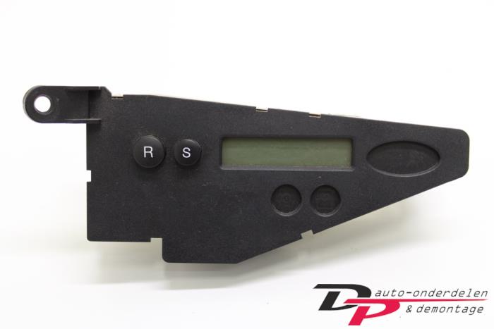 Begagnade Innerdisplay Ford Focus 1 1.6 16V Pris € 8,10 Marginaltabell erbjuds av DP Auto-onderdelen & Demontage