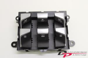Used Sunroof switch Citroen DS5 (KD/KF) 2.0 165 HYbrid4 16V Price € 40,00 Margin scheme offered by DP Auto-onderdelen & Demontage
