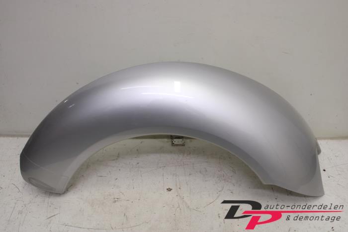 Używane Panel boczny lewy tyl Volkswagen New Beetle (9C1/9G1) 2.0 Cena € 25,00 Procedura marży oferowane przez DP Auto-onderdelen & Demontage
