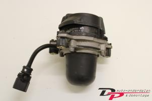 Used Secondary pump Porsche Cayenne (9PA) 4.5 S V8 32V Price € 40,00 Margin scheme offered by DP Auto-onderdelen & Demontage