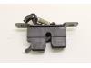 Tailgate lock mechanism from a Kia Rio (DC12) 1.3 RS,LS 2002