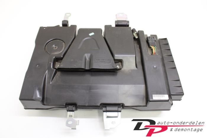 Używane Subwoofer Landrover Range Rover Evoque (LVJ/LVS) 2.2 SD4 16V Coupe Cena € 58,14 Procedura marży oferowane przez DP Auto-onderdelen & Demontage