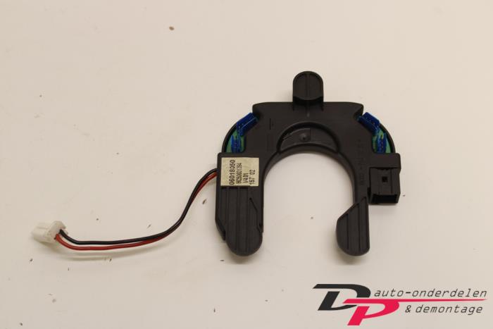 Begagnade Sensor (övriga) Fiat Stilo (192A/B) 2.4 20V Abarth 3-Drs. Pris € 21,25 Marginaltabell erbjuds av DP Auto-onderdelen & Demontage