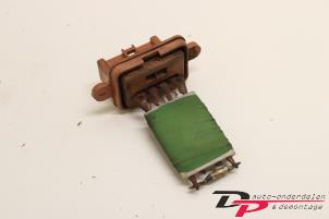 Used Heater resistor Fiat Doblo Cargo (223) 1.3 D 16V Multijet DPF Price € 8,00 Margin scheme offered by DP Auto-onderdelen & Demontage