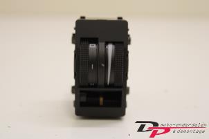 Used AIH headlight switch Audi A2 (8Z0) 1.2 TDI Price € 8,00 Margin scheme offered by DP Auto-onderdelen & Demontage