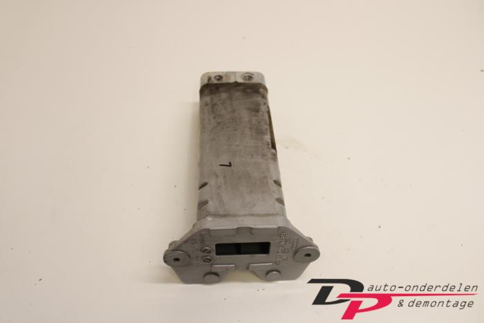 Chassis bar, front from a Audi A2 (8Z0) 1.2 TDI 2001