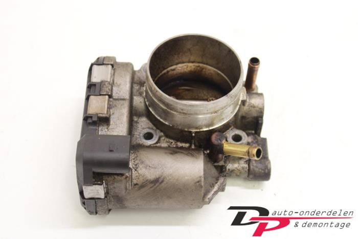Gebrauchte Drosselklappengehäuse Volkswagen Golf IV (1J1) 2.0 Preis € 12,00 Margenregelung angeboten von DP Auto-onderdelen & Demontage