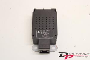 Usados Amplificador de antena Volkswagen Golf V (1K1) 2.0 TDI 16V Precio € 9,00 Norma de margen ofrecido por DP Auto-onderdelen & Demontage