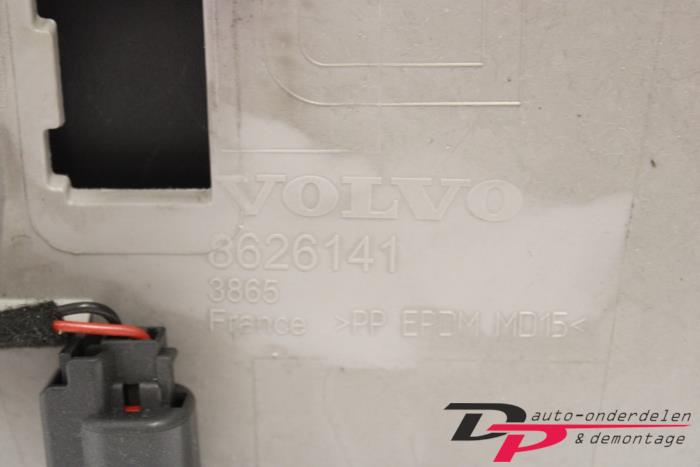 Guantera de un Volvo V50 (MW) 2.5 T5 20V 2005