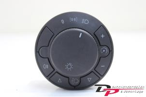 Gebrauchte Licht Schalter Opel Corsa D 1.0 Preis € 5,00 Margenregelung angeboten von DP Auto-onderdelen & Demontage