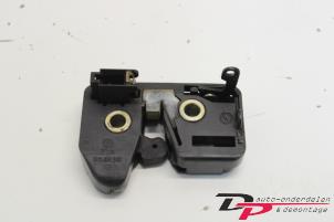 Used Tailgate lock mechanism Seat Arosa (6H1) 1.4 MPi Price € 8,00 Margin scheme offered by DP Auto-onderdelen & Demontage