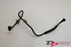 Used Brake hose Opel Crossland/Crossland X 1.2 Turbo 12V Price € 12,00 Margin scheme offered by DP Auto-onderdelen & Demontage