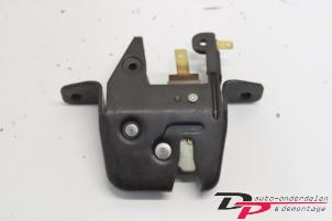 Used Tailgate lock mechanism MG MGF 1.8i VVC 16V Price € 10,00 Margin scheme offered by DP Auto-onderdelen & Demontage