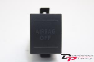 Usagé Airbag témoin Volkswagen Polo IV (9N1/2/3) 1.2 Prix € 5,00 Règlement à la marge proposé par DP Auto-onderdelen & Demontage