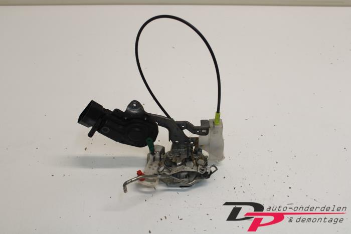 Clips Cache Poignée Porte Intérieur Pour TOYOTA AYGO – Avant Gauche Arrière | Pièce Auto OE 74642-0H010