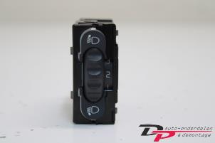 Używane Przelacznik reflektora LHV Smart Forfour (453) 1.0 12V Cena € 5,00 Procedura marży oferowane przez DP Auto-onderdelen & Demontage