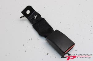 Usagé Attache ceinture arrière gauche BMW 1 serie (F20) 114d 1.6 16V Prix € 7,00 Règlement à la marge proposé par DP Auto-onderdelen & Demontage