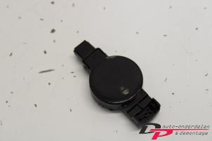 Used Rain sensor BMW 1 serie (F20) 114d 1.6 16V Price € 18,00 Margin scheme offered by DP Auto-onderdelen & Demontage