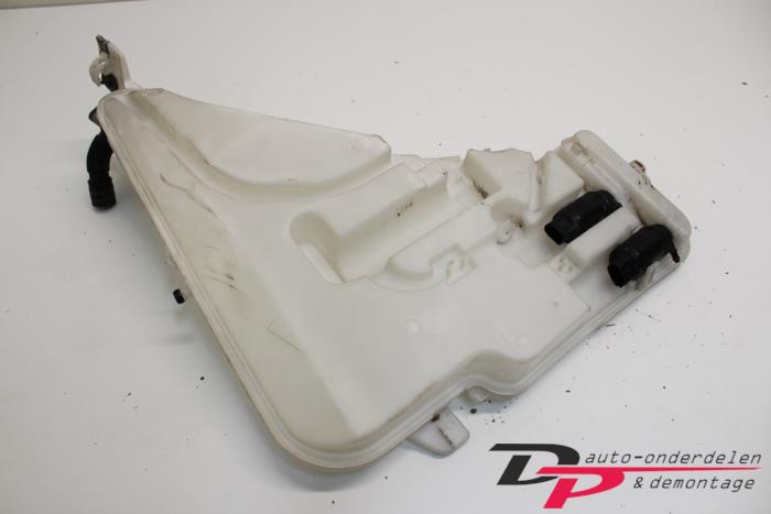 Front windscreen washer reservoir BMW 1 serie 114d 1.6 16V - 7241673
