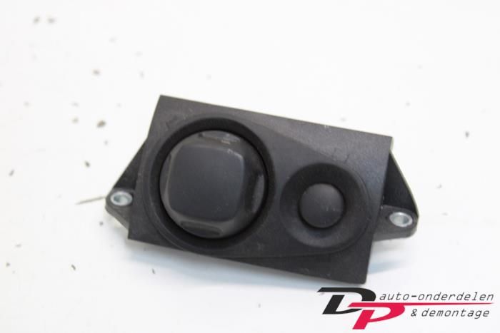 Usados Interruptor Audi Q7 (4LB) 3.0 TDI V6 24V Precio € 10,83 Norma de margen ofrecido por DP Auto-onderdelen & Demontage