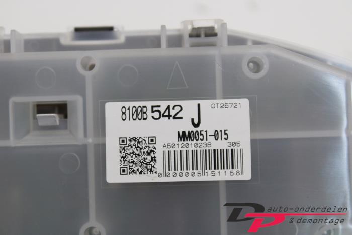 Odometer KM from a Mitsubishi Colt (Z2/Z3) 1.1 12V 2012