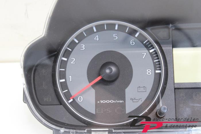 Odometer KM from a Mitsubishi Colt (Z2/Z3) 1.1 12V 2012