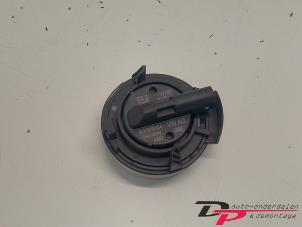 Used Airbag sensor Volkswagen Tiguan (AD1) 2.0 TDI 16V BlueMotion Techn.SCR 4Motion Price € 7,65 Margin scheme offered by DP Auto-onderdelen & Demontage