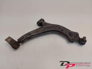 Used Front wishbone, right Peugeot 306 (7A/C/S) 1.4 Price € 14,00 Margin scheme offered by DP Auto-onderdelen & Demontage