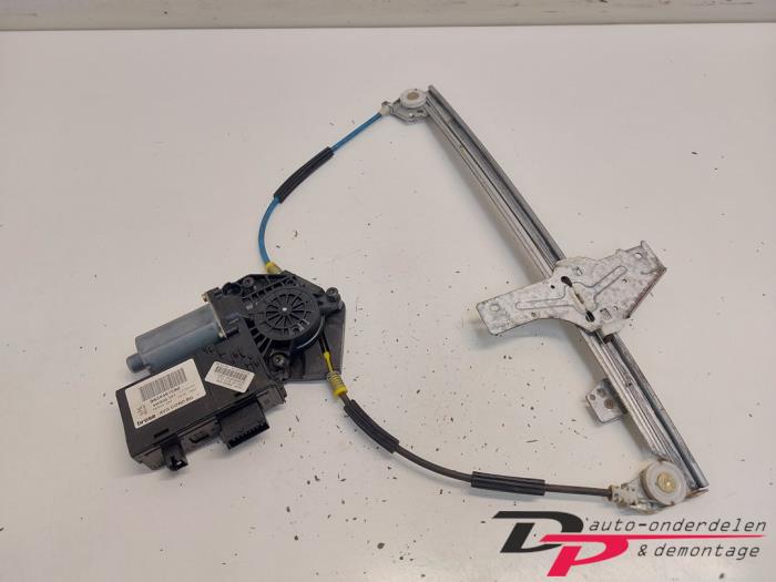 Moteur De Lève-Vitre Avant Gauche Pour Peugeot 307CC - Référence 9651735280, Occasion