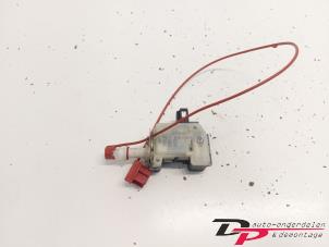Used Tank flap lock motor Audi TT Roadster (8J9) 2.0 TFSI 16V Price € 9,00 Margin scheme offered by DP Auto-onderdelen & Demontage