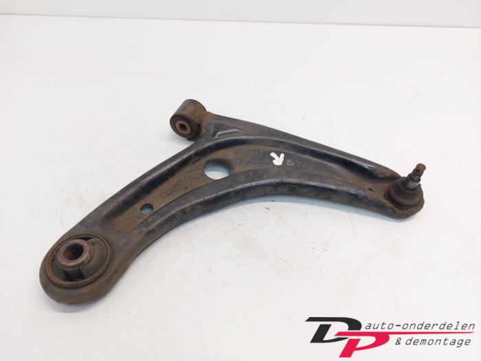Front wishbone, right from a Honda Jazz (GD/GE2/GE3) 1.2 i-DSi 2006