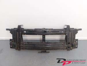 Used Front panel Opel Antara (LA6) 3.2 V6 24V 4x4 Price € 125,00 Margin scheme offered by DP Auto-onderdelen & Demontage