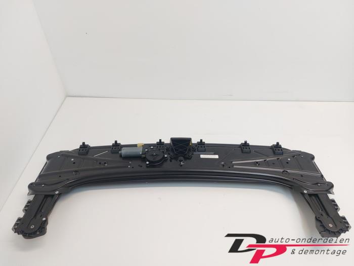 Używane Owiewka Audi TT Roadster (8J9) 2.0 TFSI 16V Cena € 68,85 Procedura marży oferowane przez DP Auto-onderdelen & Demontage