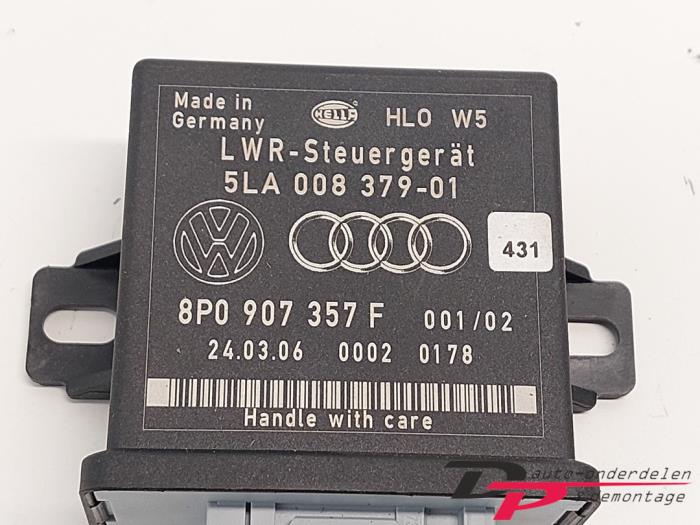 Computer lighting module from a Audi Q7 (4LB) 3.0 TDI V6 24V 2006