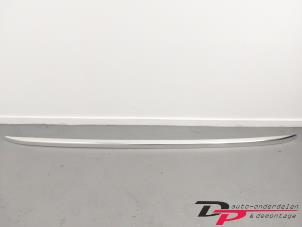 Used Roof rail, left Audi Q7 (4LB) 3.0 TDI V6 24V Price € 32,50 Margin scheme offered by DP Auto-onderdelen & Demontage