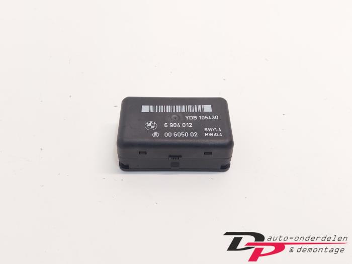 Begagnade Regnsensor BMW X5 (E53) 3.0 24V Pris € 10,00 Marginaltabell erbjuds av DP Auto-onderdelen & Demontage