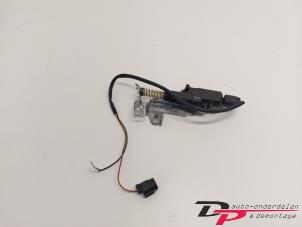 Gebrauchte Schließmechanik Heckklappe Ford Fiesta 4 1.6 16V Preis € 15,00 Margenregelung angeboten von DP Auto-onderdelen & Demontage