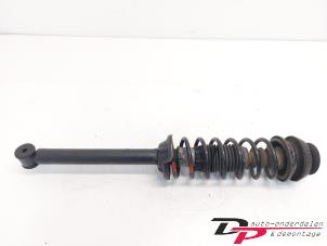 Used Rear shock absorber rod, right Ford Fiesta 4 1.6 16V Price € 19,00 Margin scheme offered by DP Auto-onderdelen & Demontage