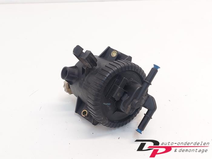 Fuel filter housing from a Citroën Berlingo 2.0 HDi 2003