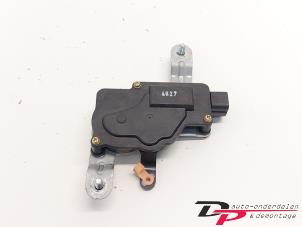 Used Central locking motor Kia Picanto (BA) 1.1 12V Price € 10,00 Margin scheme offered by DP Auto-onderdelen & Demontage