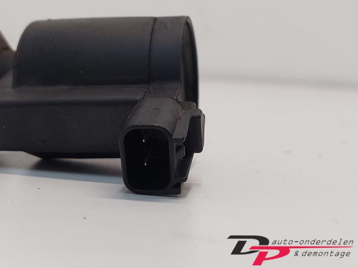 Ignition coil from a Ford S-Max (GBW) 2.0 16V 2008