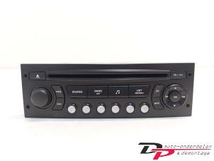 Used Radio CD player Peugeot 5008 I (0A/0E) 1.6 THP 16V Price € 70,00 Margin scheme offered by DP Auto-onderdelen & Demontage