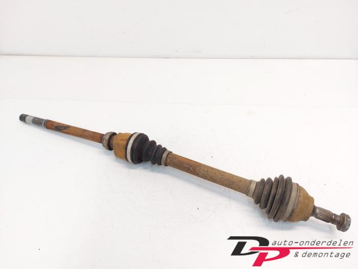 Gebrauchte Antriebswelle rechts vorne Citroen C4 Berline (NC) 1.4 16V VTi Preis € 14,00 Margenregelung angeboten von DP Auto-onderdelen & Demontage