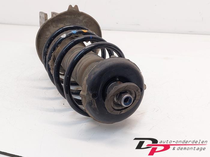 Front shock absorber rod, right from a Citroën C4 Berline (NC) 1.4 16V VTi 2012