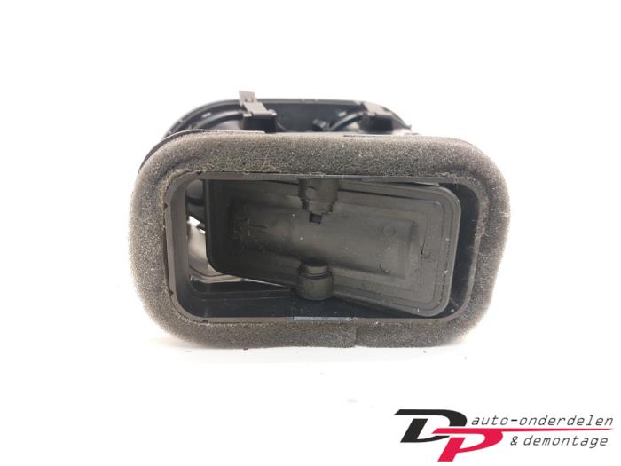 Niniang Grille D'Aération Tableau De Bord Console Centrale Pour VW Polo 6N 1994-2002 - 6N1858071A