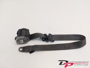 Used Rear seatbelt, left Chevrolet Spark (M300) 1.0 16V Bifuel Price € 19,00 Margin scheme offered by DP Auto-onderdelen & Demontage