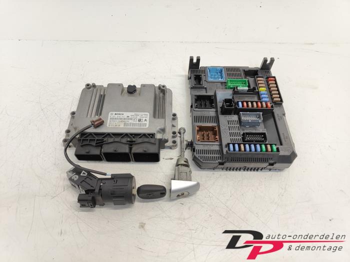 Used Ignition lock + computer Peugeot 208 I (CA/CC/CK/CL) 1.4 HDi Price € 112,50 Margin scheme offered by DP Auto-onderdelen & Demontage