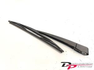 Used Rear wiper arm Renault Megane III Coupe (DZ) 1.4 16V TCe 130 Price € 10,00 Margin scheme offered by DP Auto-onderdelen & Demontage