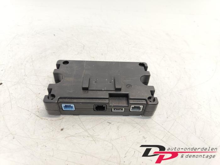 Gebrauchte Radio Modul Renault Megane III Coupe (DZ) 1.4 16V TCe 130 Preis € 20,00 Margenregelung angeboten von DP Auto-onderdelen & Demontage