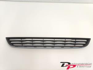 Used Bumper grille Ford Fiesta 6 (JA8) 1.6 TDCi 16V ECOnetic Price € 14,00 Margin scheme offered by DP Auto-onderdelen & Demontage